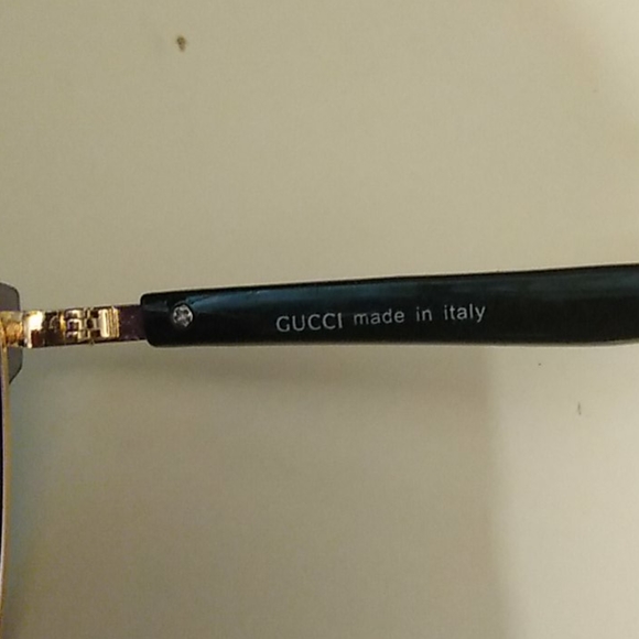 Womans Gucci sunglasses - Picture 3 of 4